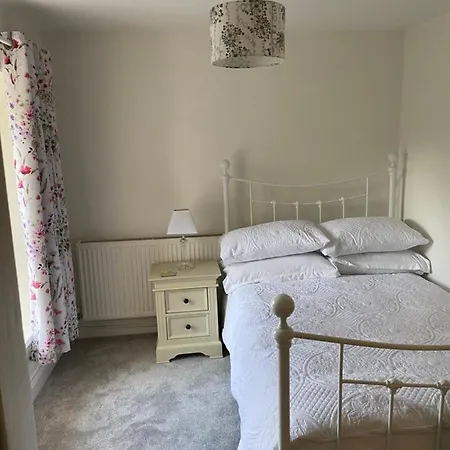The Farmhouse Суонси Экстерьер фото